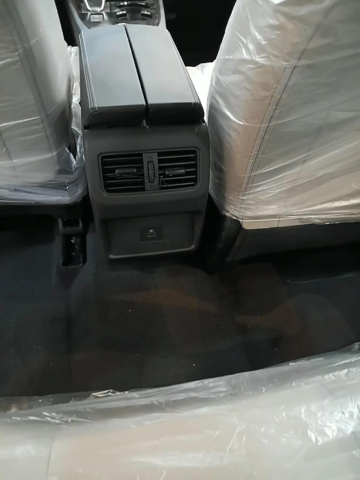 نيسان اكس تريل بدون دبل 5 مقاعد 2026