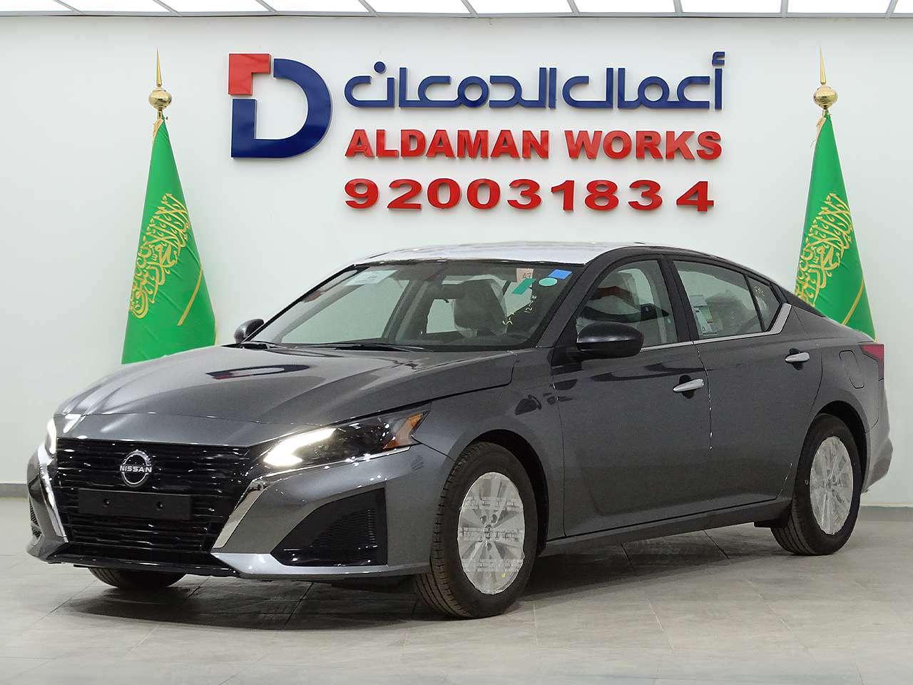 نيسان التيما S- 2.5 ستاندر 2025